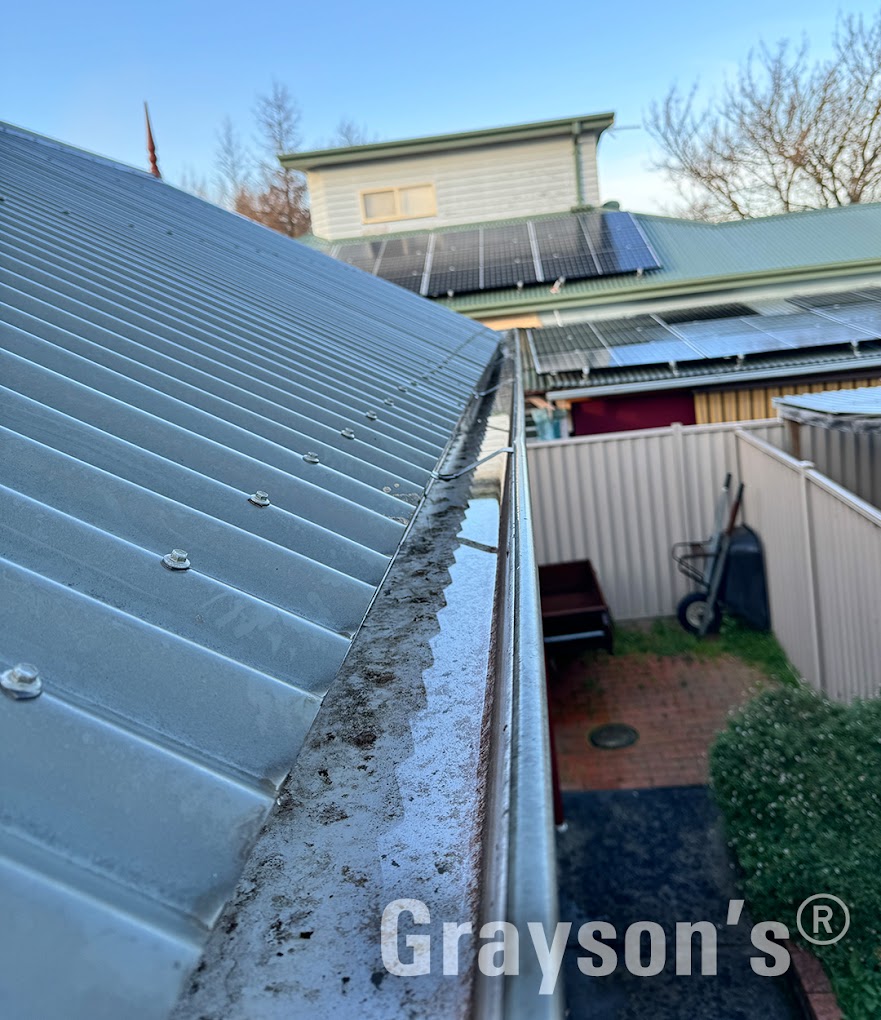 Gutter cleaning in Wallan